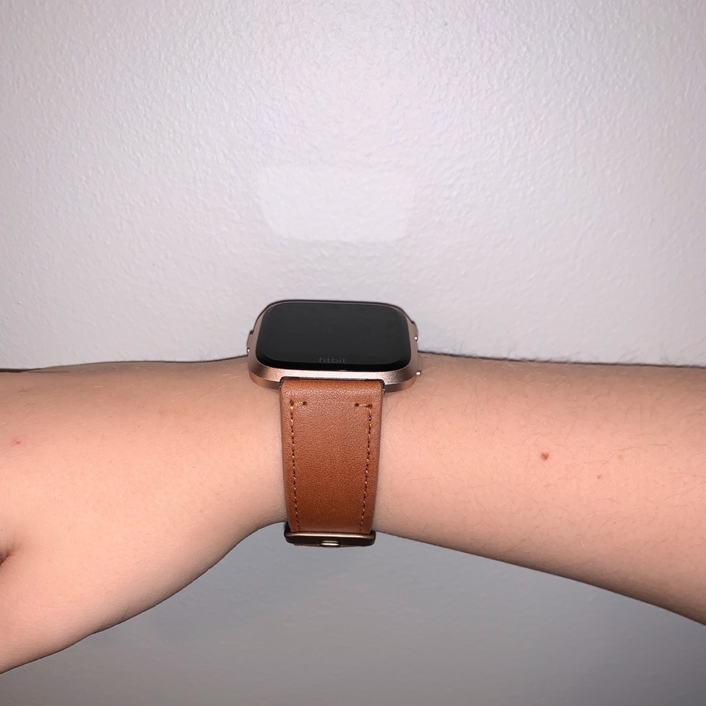 fitbit versa - Picture 6 of 6